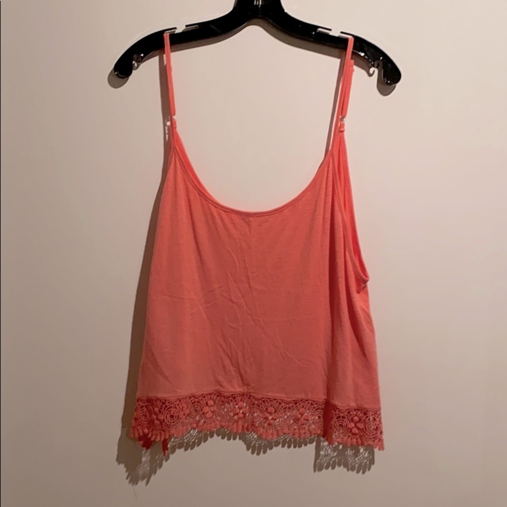 Cropped Tank with embroidered edge